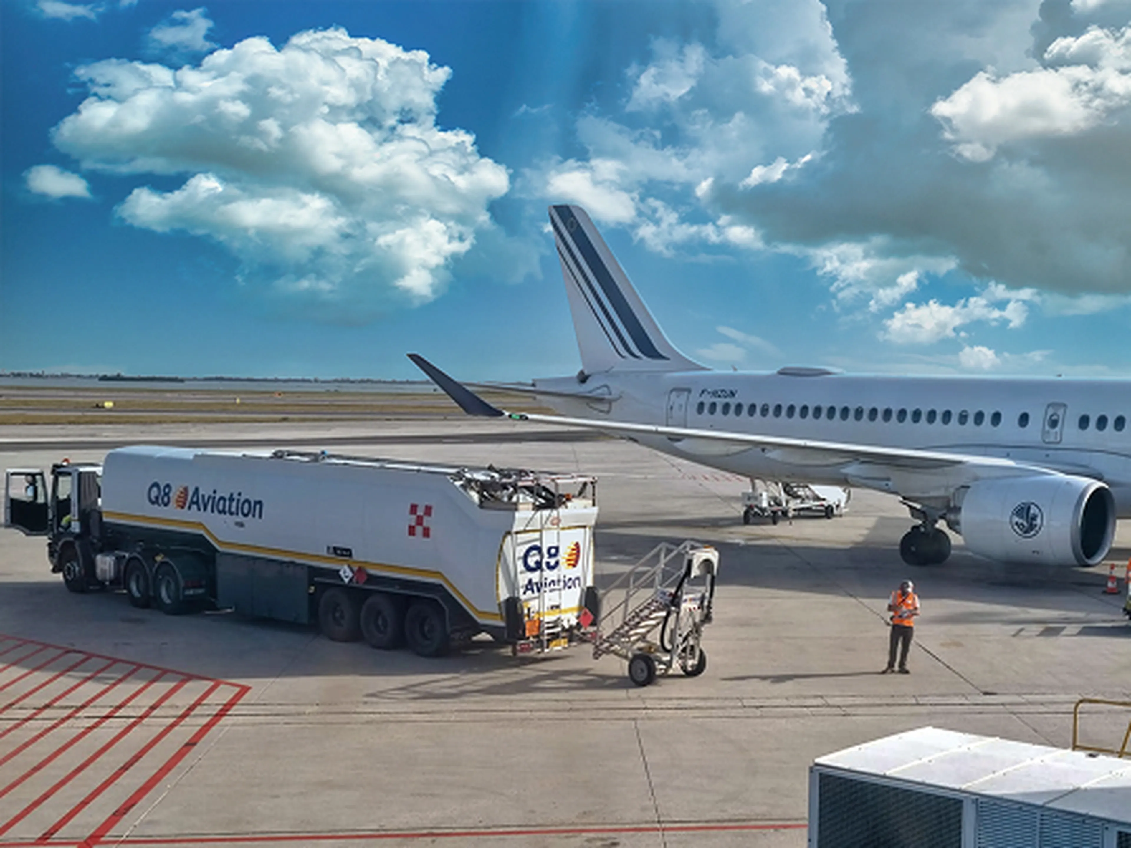 Q8 Aviation